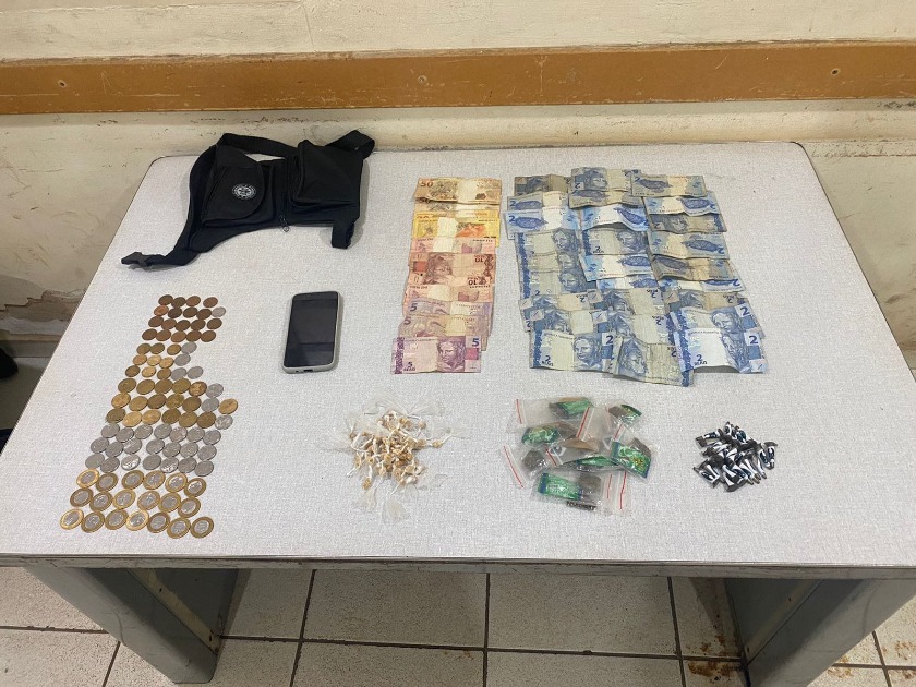 Polícia Militar apreende menor por tráfico de drogas no centro de Araraquara