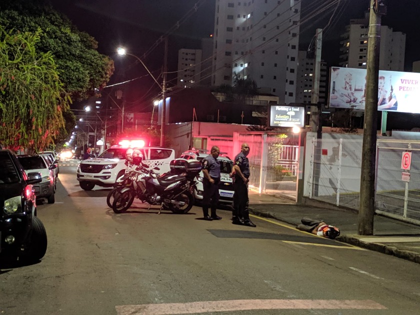 Três homens morrem baleados no Centro de São Carlos