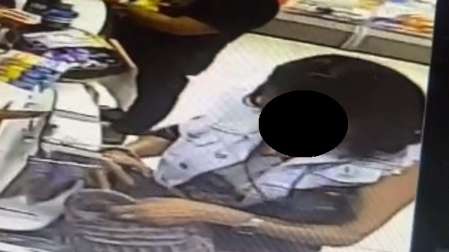 Ladra furta celular em farmácia no centro de Araraquara; veja a ação