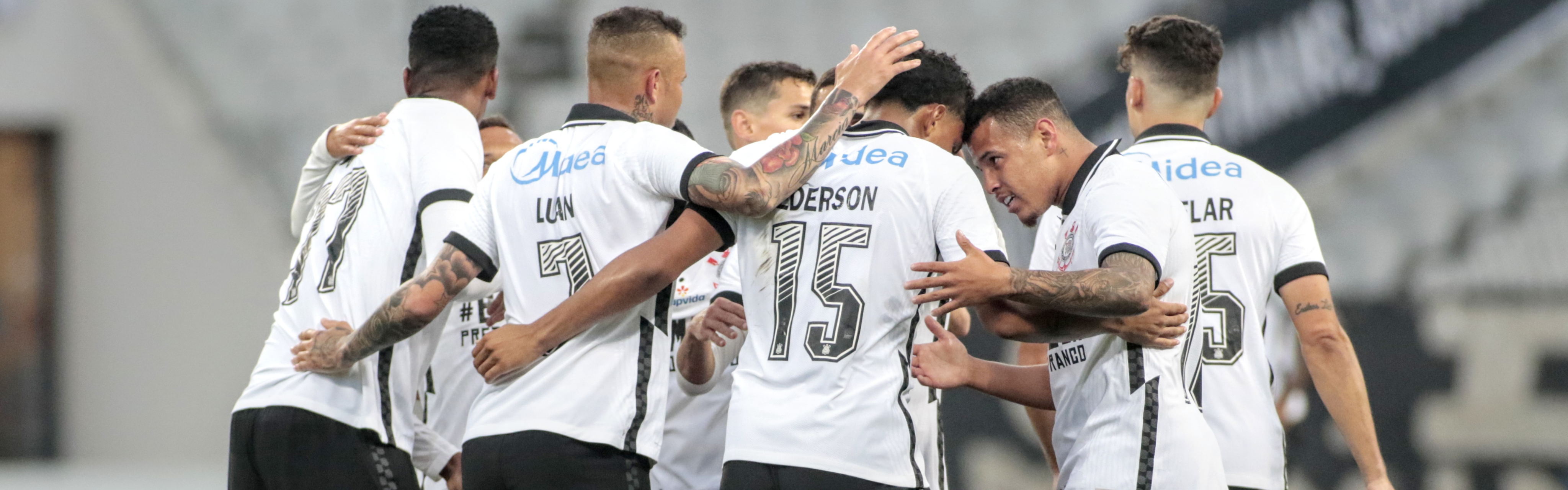 Corinthians empata sem gols com o Grêmio em Porto Alegre