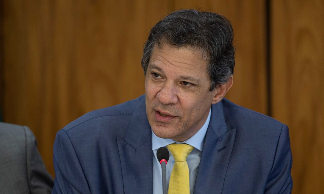Isenção para encomendas de até US$ 50 entre pessoas físicas é mantida