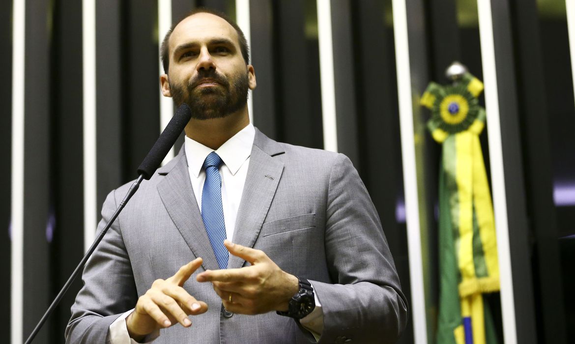 Jornalista de Araraquara estaria em dossiê contra antifascistas entregue aos EUA