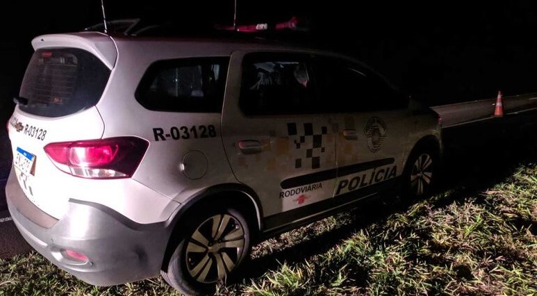 Acidente na Washington Luís (SP-310) deixa policiais rodoviários feridos
