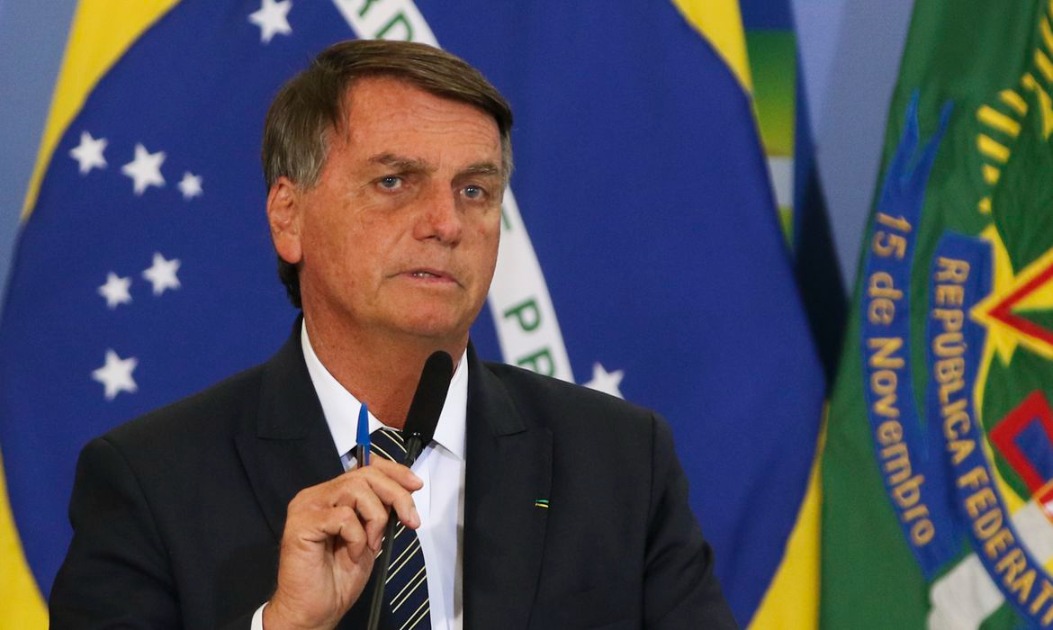Polícia Federal confirma adulteração em carteira de Bolsonaro