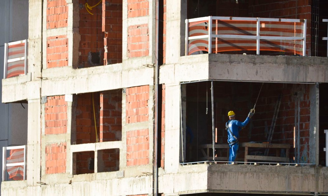 Semana começa com mais de 90 vagas de emprego no PAT de Araraquara