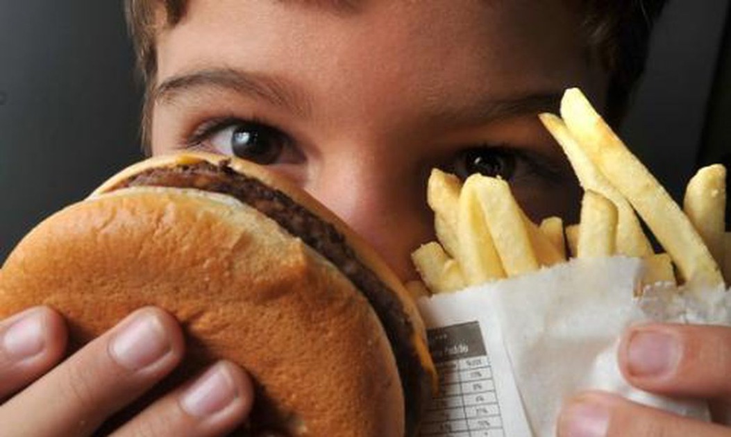 Dia de Conscientização contra a Obesidade Mórbida Infantil: condição pode afetar mais de 7 milhões de crianças brasileiras até 2030
