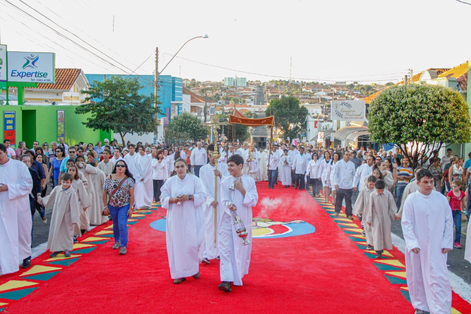 Confira a programação de missas e tradicional procissão de Corpus Christi em Matão