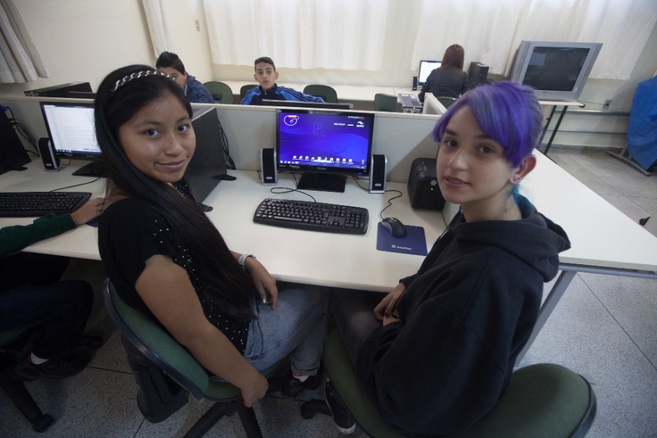 Estão abertas inscrições para cursos gratuitos de programação para meninas; participe