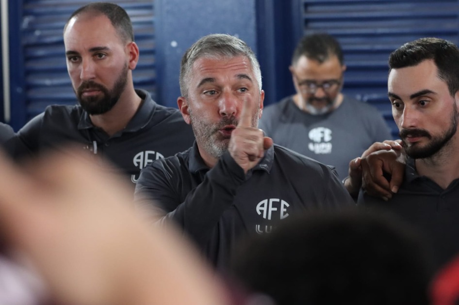 Técnico Pablo Fernandez da Ferroviária fala sobre seus primeiros treinamentos após primeira vitória no sub-20