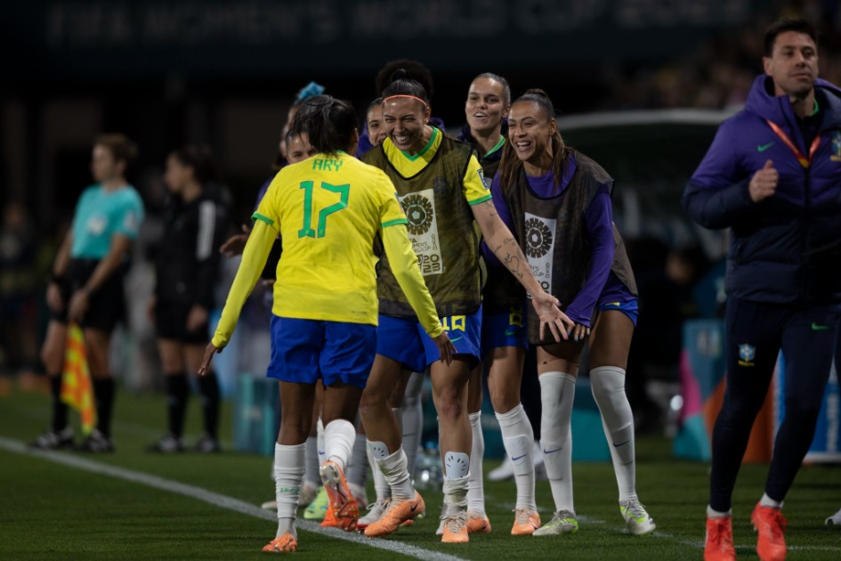 Ary Borges e Bia Zaneratto brilham na estreia do Brasil; 4 a 0 no Panamá