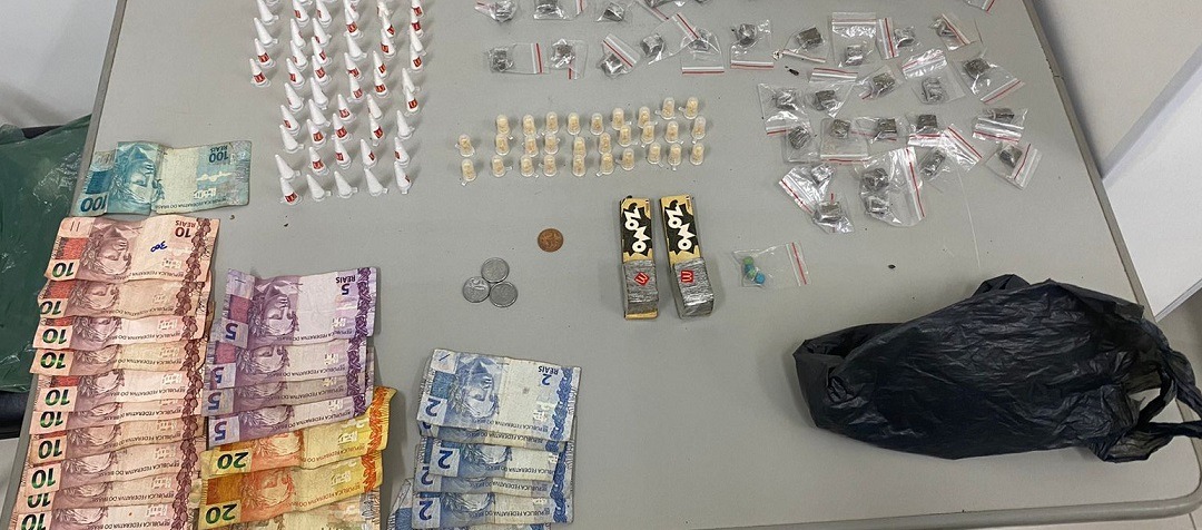 Força Tática prende homem por tráfico de drogas em Araraquara