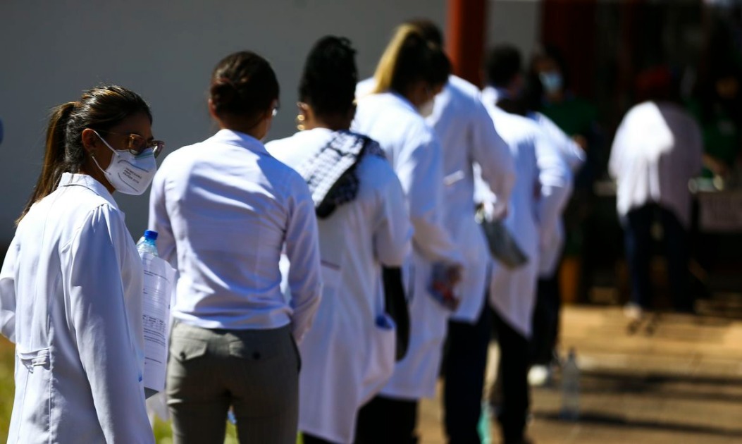 Vagas de auxiliar e técnico em enfermagem foram abertas na Santa Casa de Araraquara
