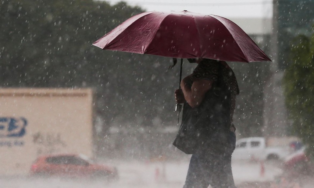Defesa Civil alerta para chuva com vento e quedas de raio e granizo em Araraquara