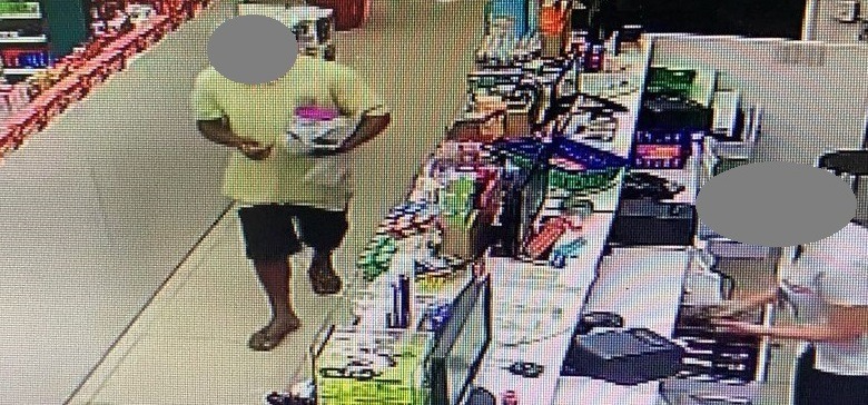 Assaltante invade farmácia, rouba R$ 900 e ainda leva lata de leite em pó