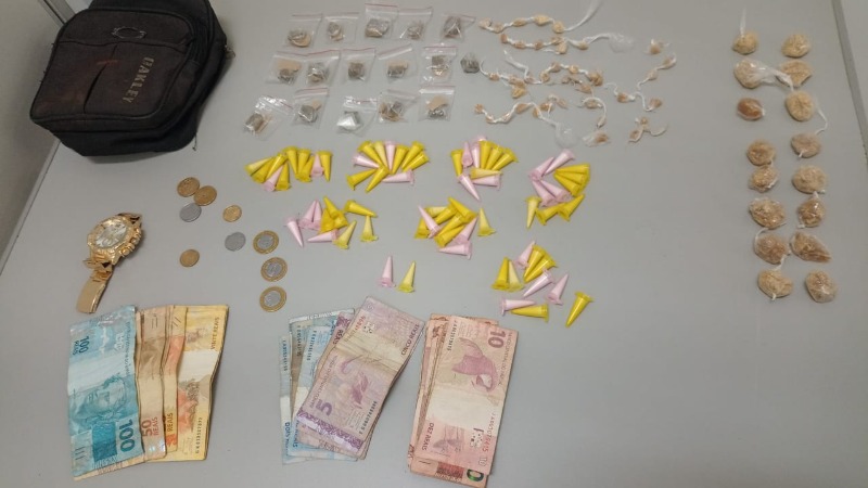 Mesmo alertado por ‘olheiro’, jovem é preso por tráfico de drogas em Araraquara