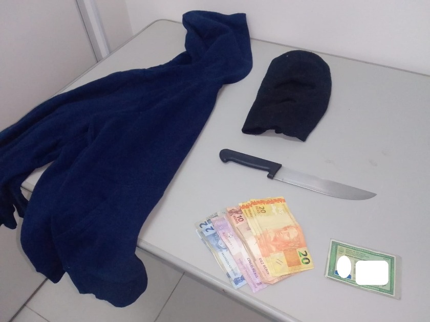Jovem rouba farmácia no centro de Araraquara; após cerco policial, rapaz foi preso
