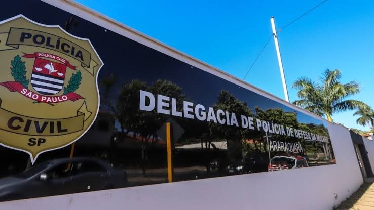 Mulher é empurrada do 2º andar de apartamento pelo ex-companheiro no Jardim Paraíso