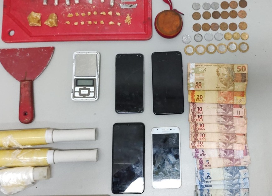 Denúncia: dois são detidos por tráfico de drogas em Araraquara