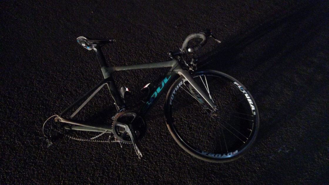 Ciclista é atropelado por saveiro na SP-255 em Araraquara