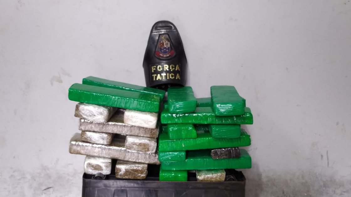 Homem é preso com 26 tijolos de maconha em rodovia da região