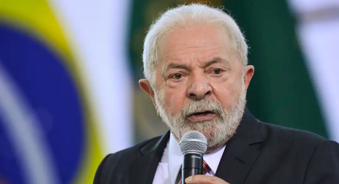 Lula pede que pessoas renegociem dívidas pelo programa Desenrola