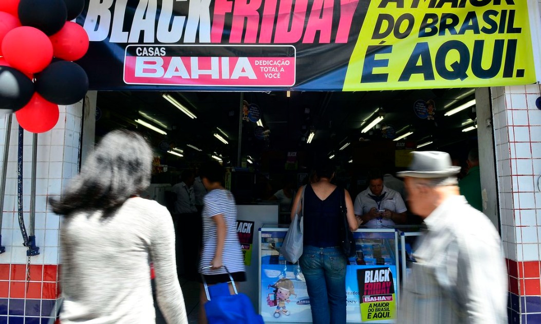Confira o horário especial do comércio de Araraquara na Black Friday