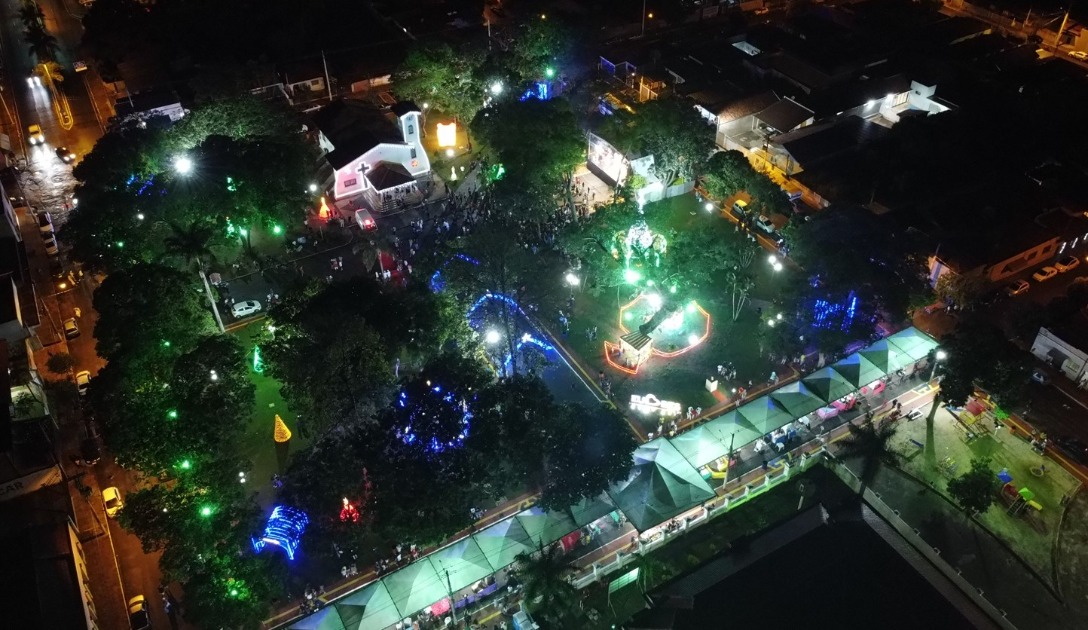 Esperança Luz começa neste sábado com inédita parada natalina e decoração com cerca de 300 mil luzes