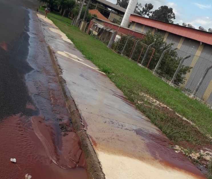 Serviço emergencial do Daae deixa bairros sem água em Araraquara