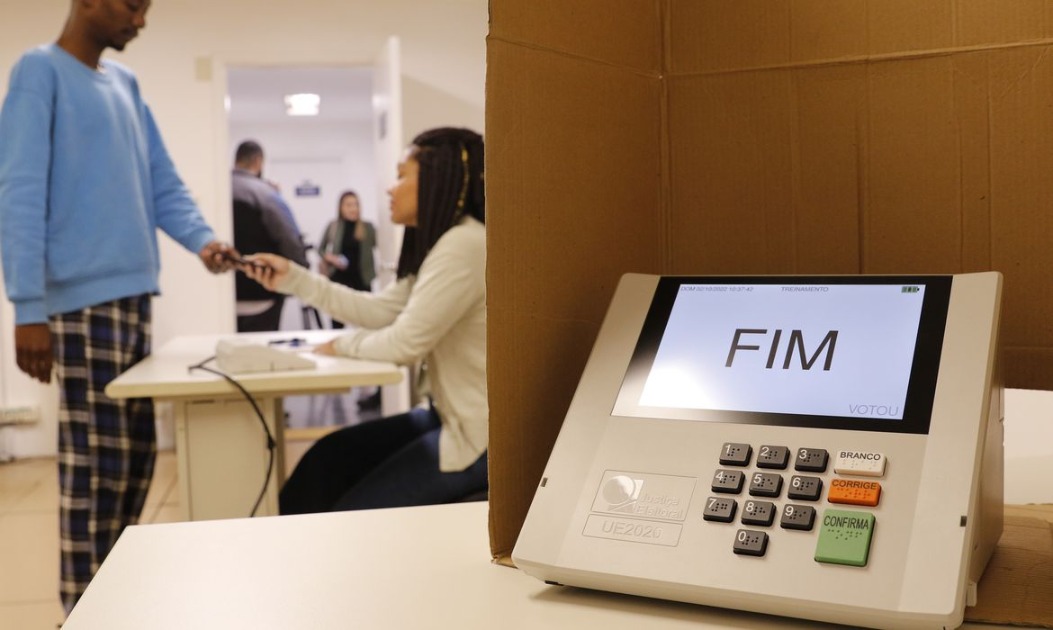 Mais de 2,5 mil eleitores de Américo têm títulos cancelados por irregularidades