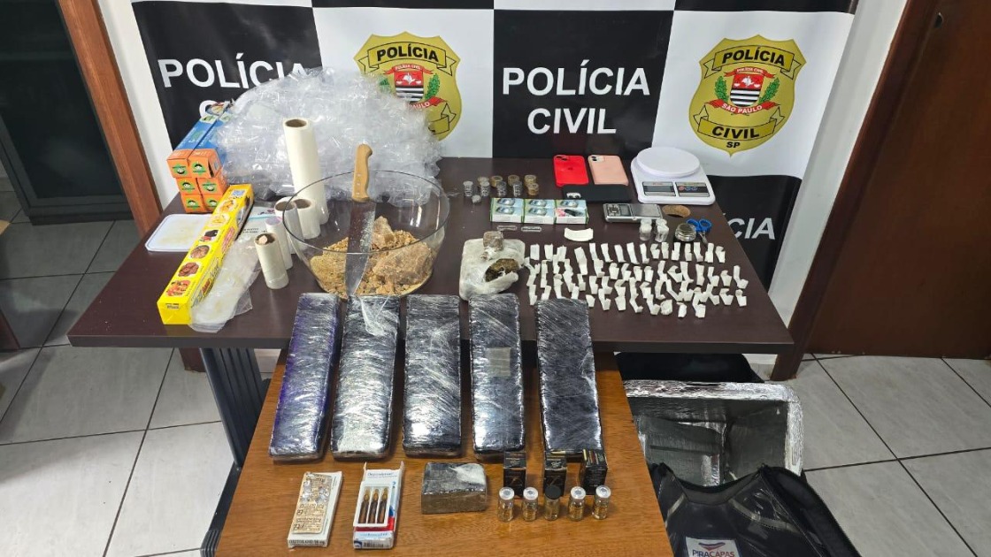 DISE fecha 'laboratório' de drogas e dupla é presa no Jardim Brasil
