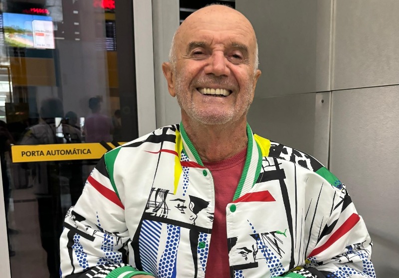 Antonio Carlos Orselli bate recorde mundial e conquista medalhas no Mundial de Natação Master no Catar
