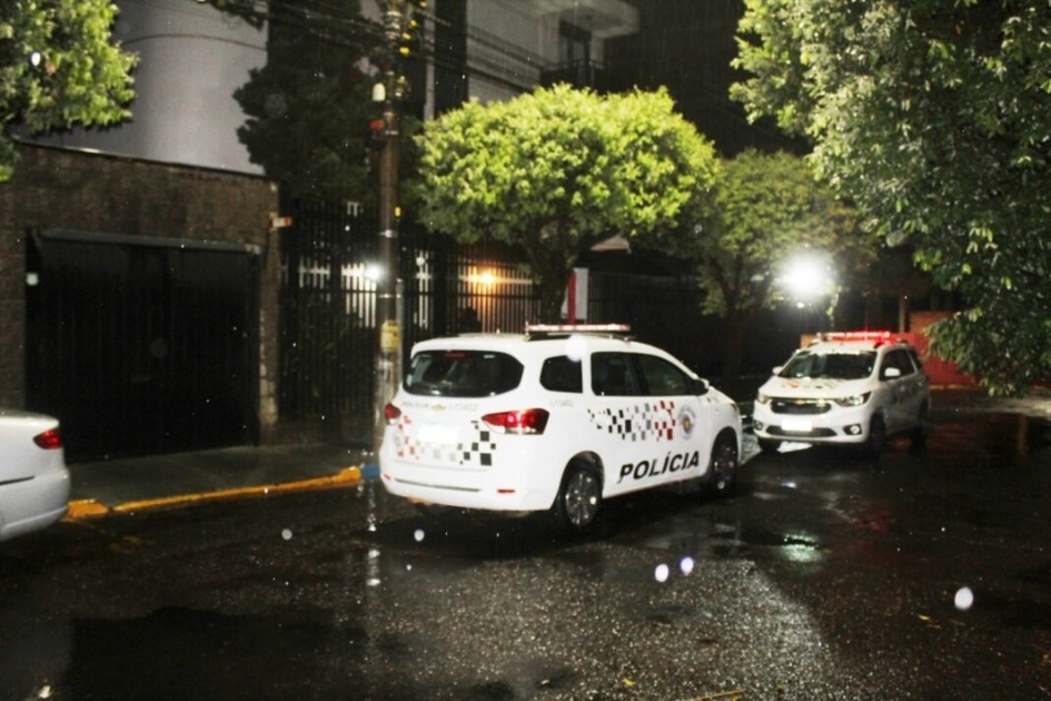 Comerciante mata a mulher e se joga de prédio em Matão
