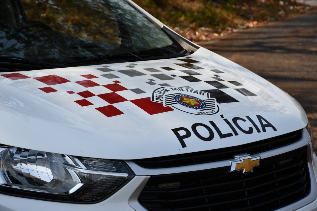 Homem leva tiro nas nádegas no Selmi Dei