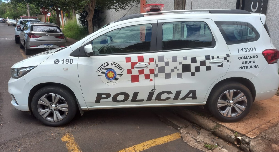 Soldador furta box de acrílico e acaba preso no Centro de Araraquara