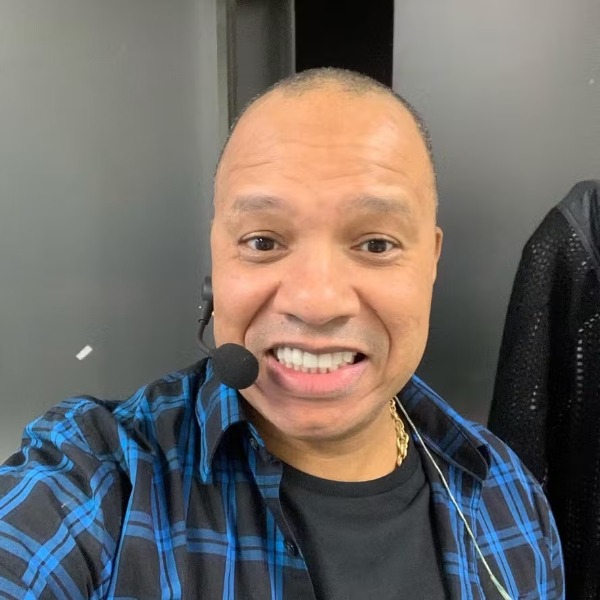 Morre Anderson Leonardo, vocalista do grupo Molejo