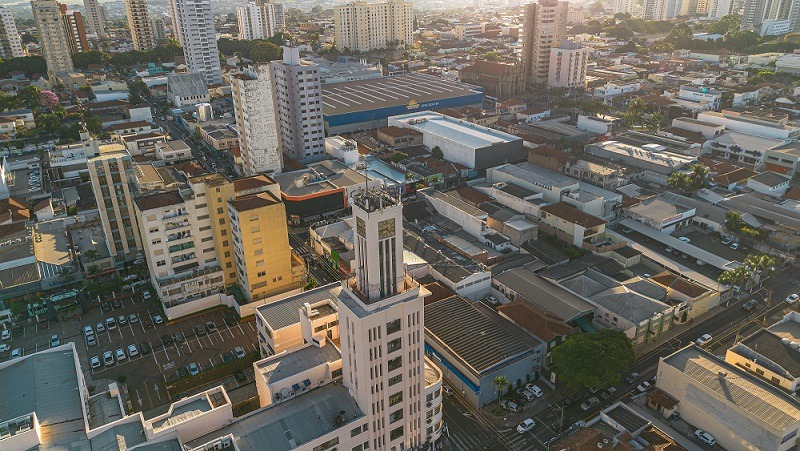 Dia do Trabalhador: Poupatempo, comércio e supermercados: o que abre e o que fecha em Araraquara