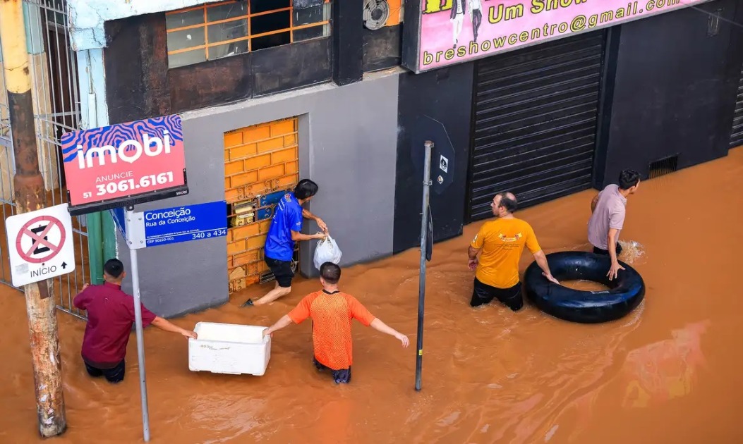 Correios, Poupatempo, Fundo Social e empresas de Araraquara recebem doações para vítimas das chuvas no RS