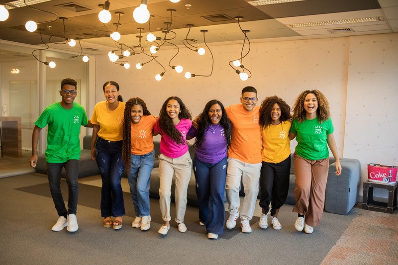 Coletivo abre vagas para capacitação online gratuita para jovens em busca de emprego