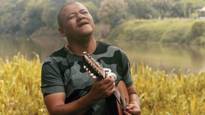 Carrapicho convida amigos do samba e pagode para abrir o show de Tiee em Araraquara