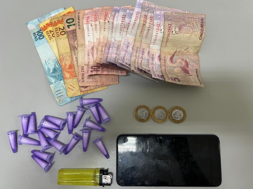Adolescente é detido com cocaína e dinheiro no Selmi Dei