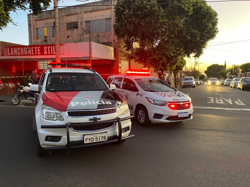 Homem é morto a tiros em lanchonete no Santa Angelina; autor foi preso