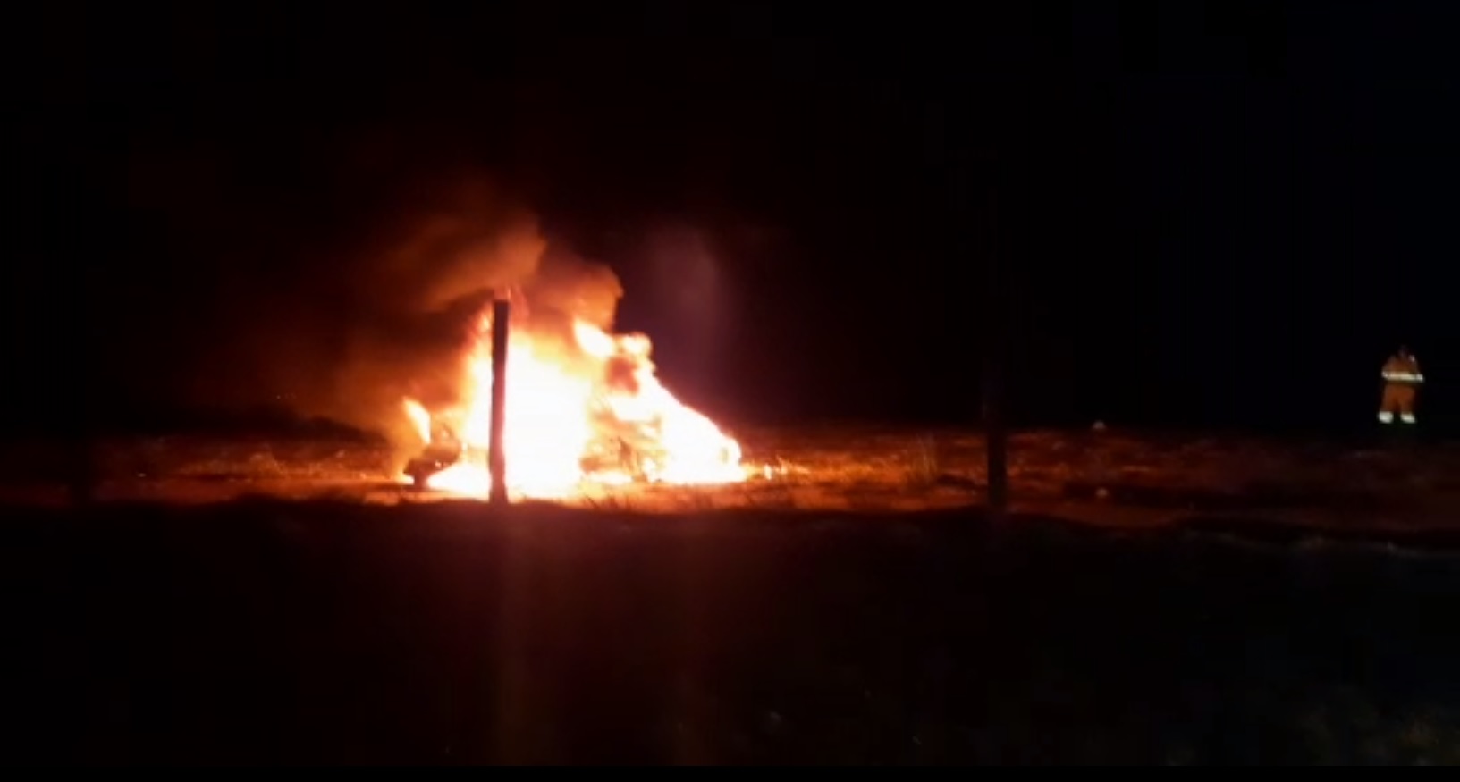 Carro capota, explode e mata jovem de 27 anos na Rodovia Washington Luís