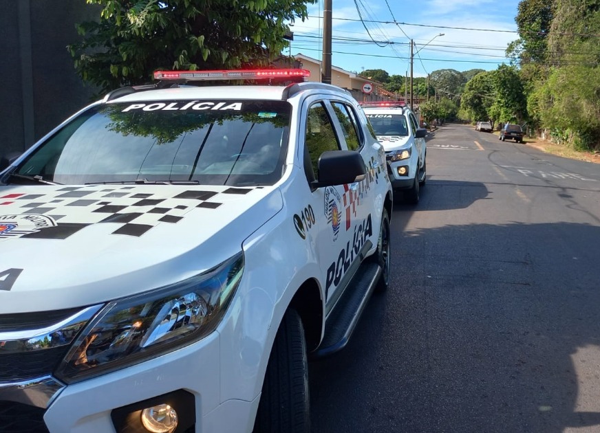 Adolescente é flagrando com cocaína, crack, haxixe e maconha colombiana em praça de Araraquara
