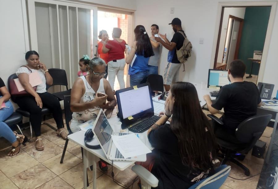 Bairro de Araraquara recebe ação itinerante; serviços gratuitos de documentação e orientação jurídica