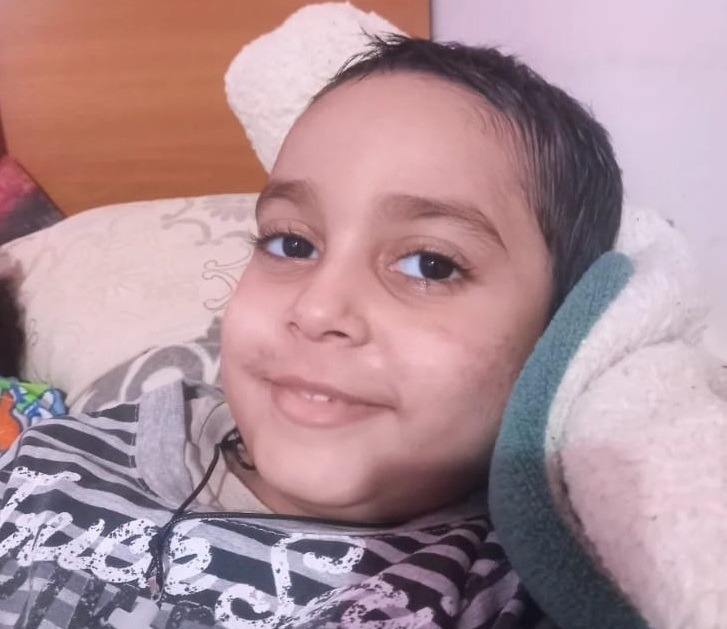 Mãe faz vaquinha após filho, de 5 anos, ficar 30 dias entubado em Araraquara; ‘milagre’