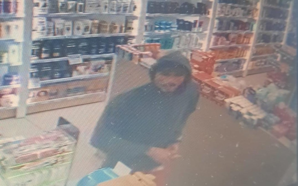 Ladrão é preso pela GCM roubando fármacia na Rua Nove de Julho