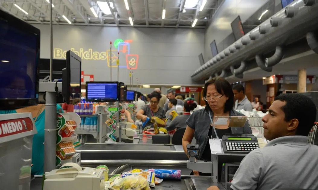 PAT divulga oportunidades de emprego em supermercado de Araraquara; confira