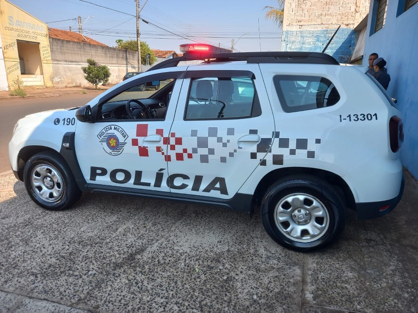 Jovem é flagrado com sinais de embriaguez e recusa teste do bafômetro