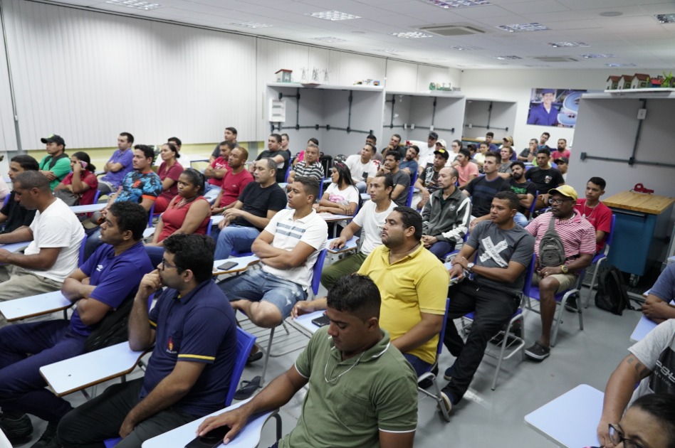 Araraquara abre inscrições para cursos gratuitos de instalador hidráulico e construtor de alvenaria