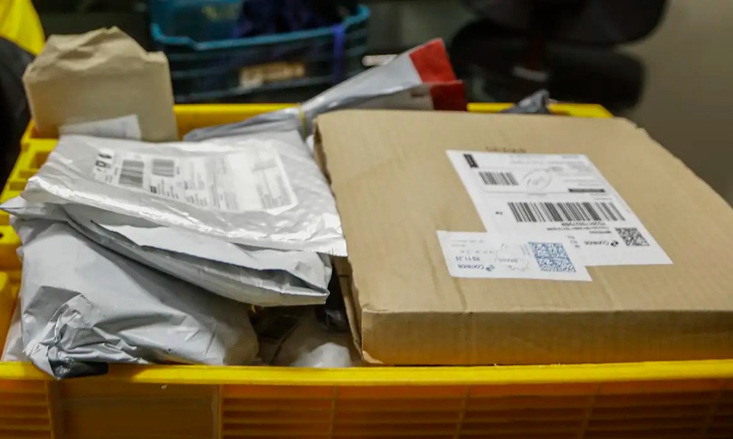 Atenção: Correios alertam sobre golpe cobrando taxa para retirar encomenda